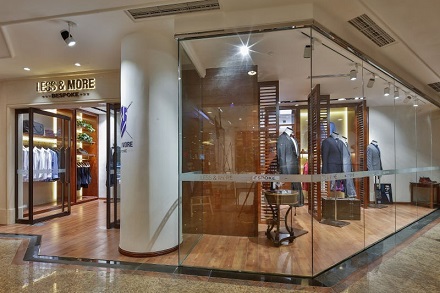 ���b����Ʒ�ơ�LESS&MORE���@��ǧ�f A+ ݆���Y���á�ӆ���̡���չ�I��߅��