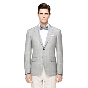 �\��ɫ����y���e����